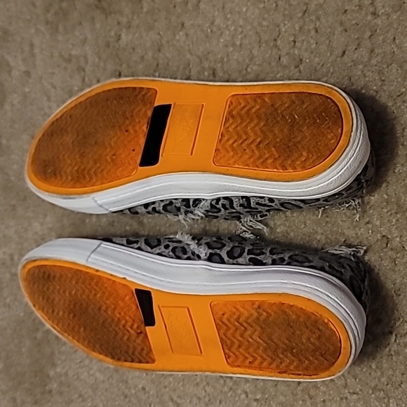 Rocket Dog Slip-on Canvas Casual Shoes - Picture 8 of 8